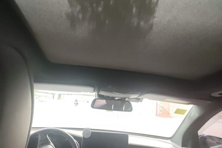 Used Mercedes-Benz GLC 2017 GLC 260 4MATIC Luxury Model Headliner