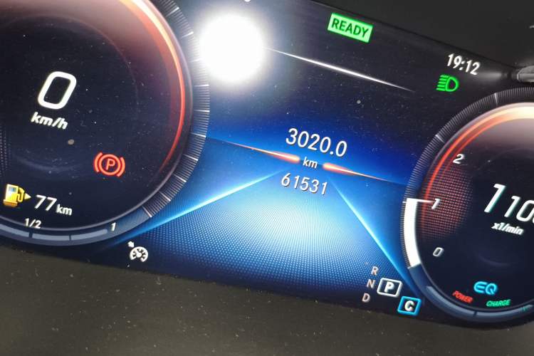 Used Mercedes-Benz C-Class 2020 Restyled C 260 Sport Edition Odometer Close Up