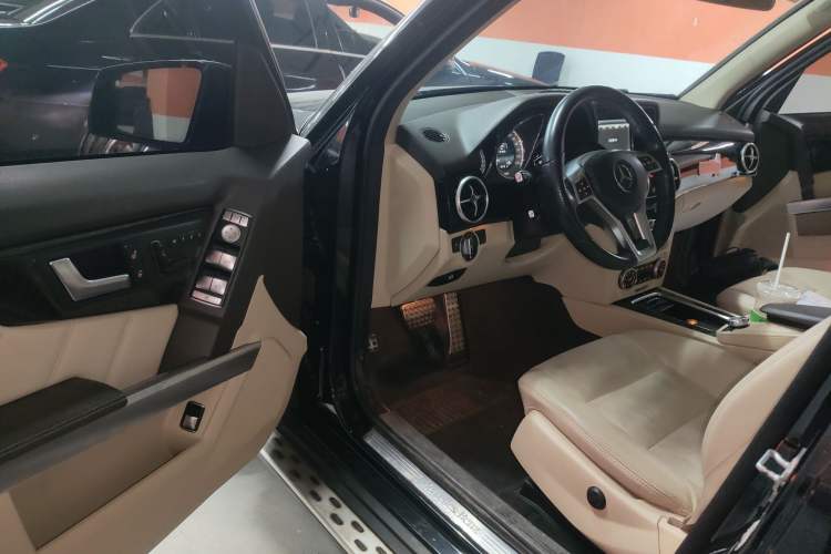 Used Mercedes-Benz GLK-Class 2013 GLK 300 4MATIC Luxury Model