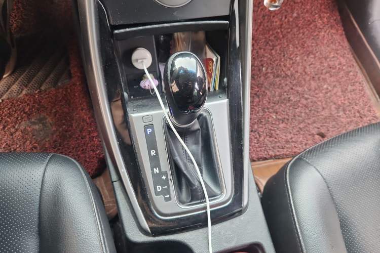 Used Hyundai Elantra (5th Generation / Langdong) 2015 1.6L Automatic Luxury Model
