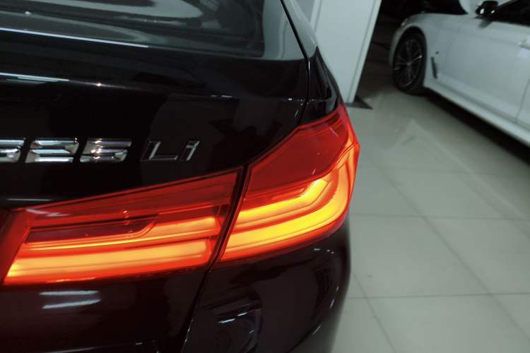 Used BMW 5 Series 2020 525Li M Sport Package
