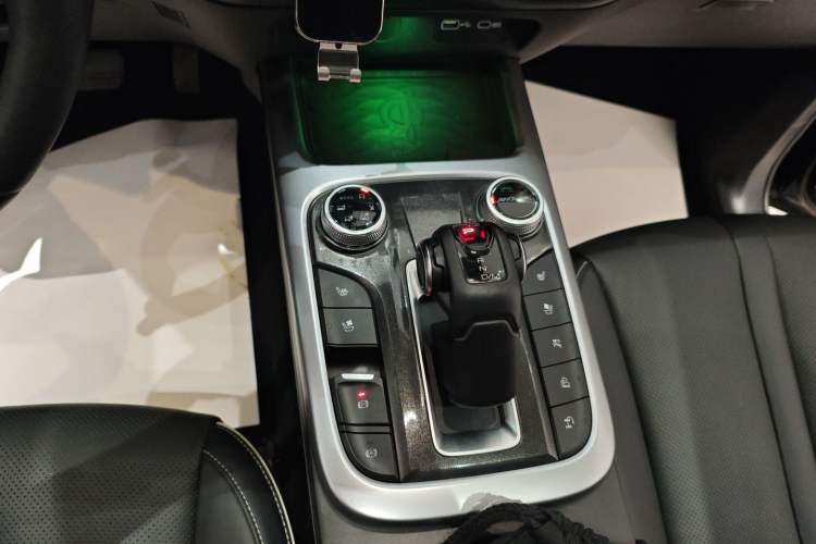 Used Tank 300 2021 City Edition 2.0T—Truly Stylish