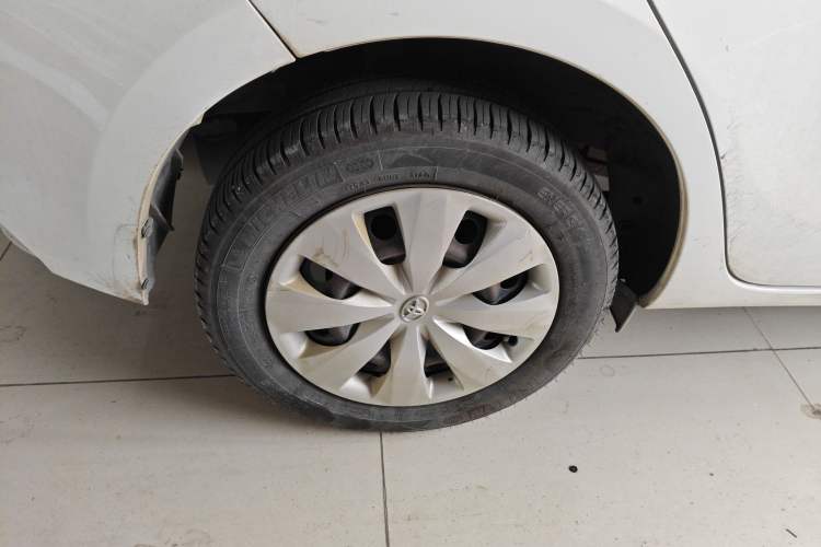 Used Toyota YARiS L Zhi Xuan 2016 Revised 1.5E CVT Charming Edition