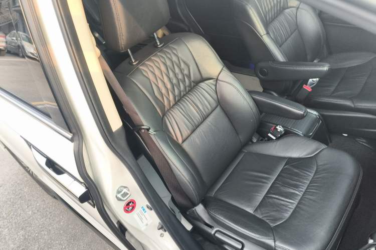 Used Honda Elysion 2022 2.0L eHEV Luxury Edition