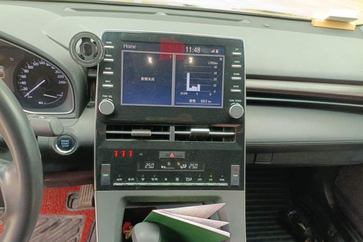 Used Toyota Avalon 2019 2.0L Ambition Edition China VI