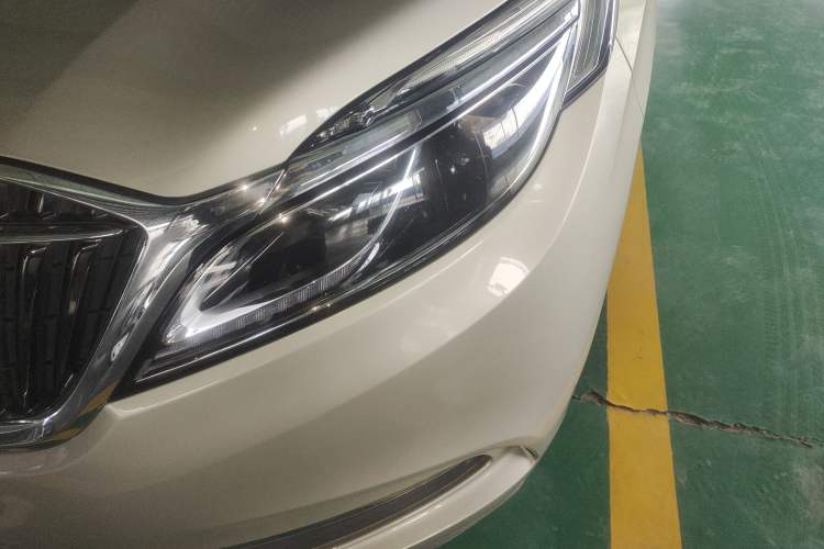 Used Buick GL8 2017 ES 28T Luxury Model China V Standard Left Front Headlight