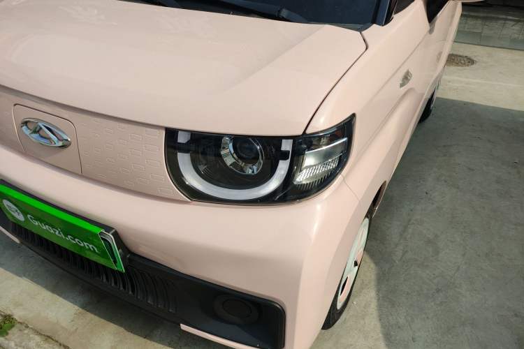 Used Chery QQ Ice Cream 2022 170km Sundae Phosphate Lithium-Ion
