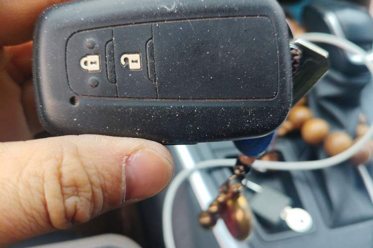 Used Toyota RAV4 2021 2.0L CVT Two-Wheel Drive Fashion PLUS Edition
