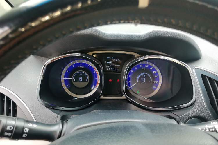 Used JAC Group Refine S5 2014 2.0T Automatic Luxury Edition