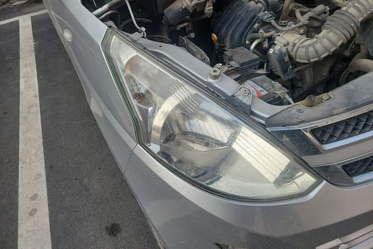 Used Wuling Rongguang V 2015 1.2L Standard Version