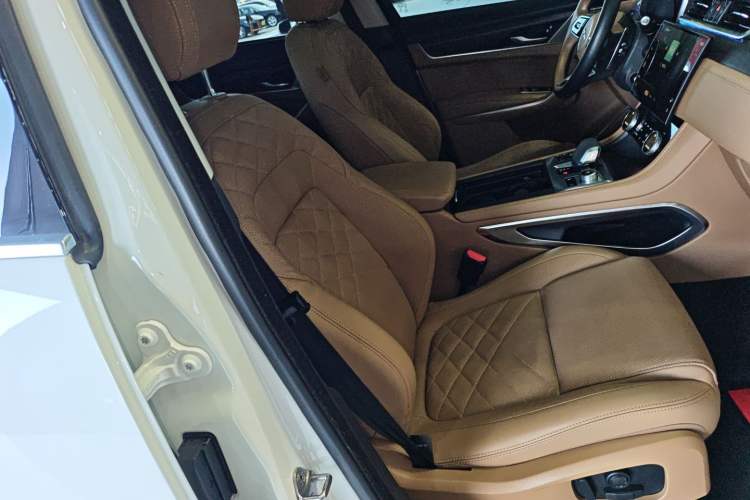 Used Jaguar F-PACE 2023 P250 HSE
