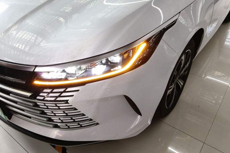 Used BYD Destroyer 05 2023 Champion Edition DM-i 120KM Prestige Model
