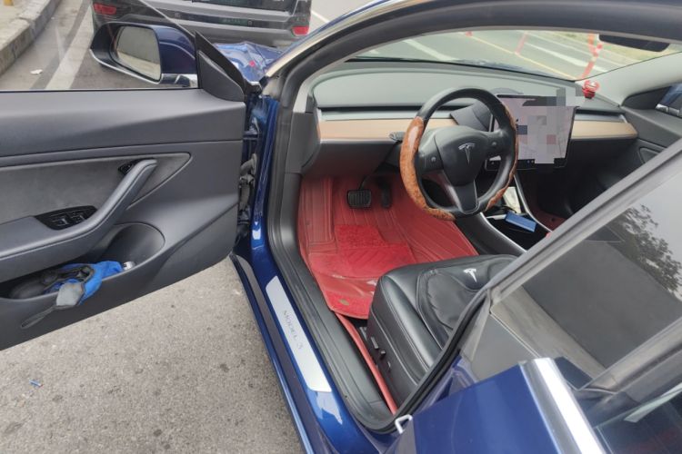 Used Tesla Model 3 2019 Long-Range Rear-Wheel-Drive Version
