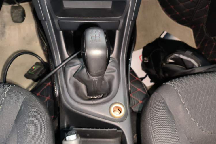 Used Peugeot 308 2014 Enjoy Edition Classic 1.6L Manual YouShang Model