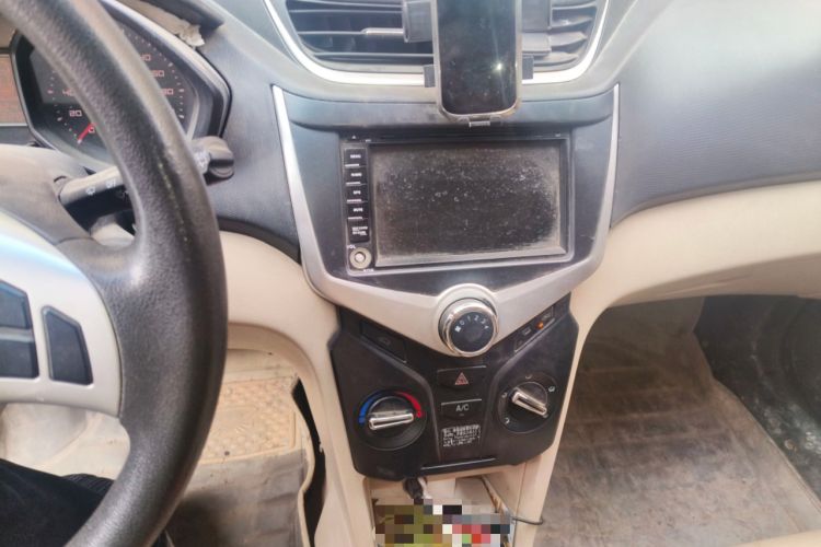 Used Chery Fengyun 2 2013 Hatchback 1.5L Manual Ruiyi Edition Audio And AC Panel