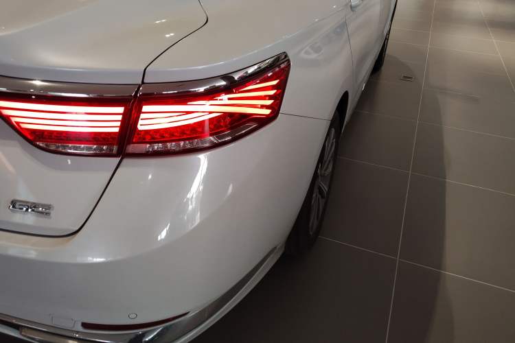 Used Geely Auto Emgrand GT New Energy 2018 1.5T PHEV Yaoxiang Edition