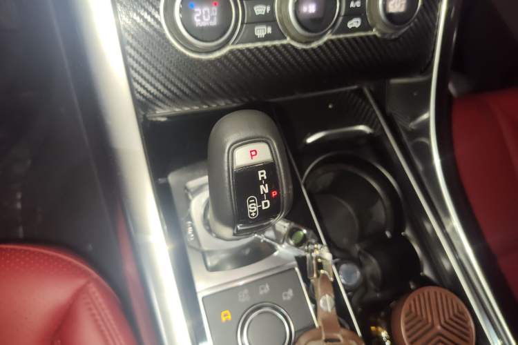 Used Land Rover Range Sport 2017 3.0 SC V6 HSE Gear Lever