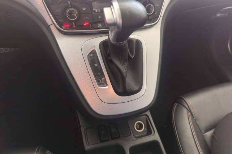 Used Haval M6 2018 1.5T DCT Two-Wheel Drive Prestige Version
