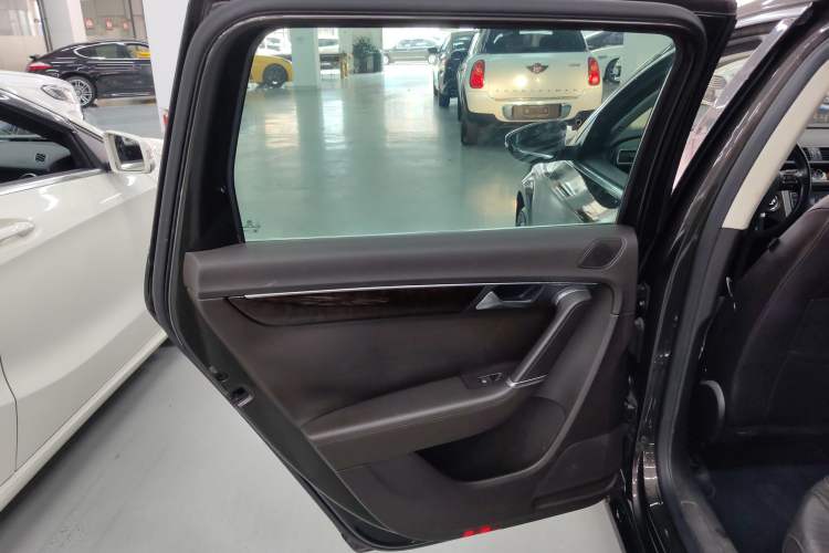 Used Volkswagen Magotan 2012 Travel Edition 2.0 TSI Comfort Version
