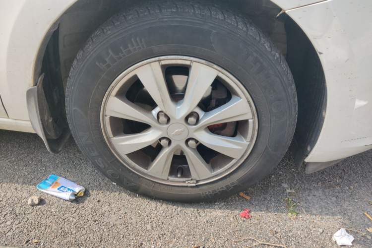 Used Chevrolet Sail 2015 Sail 3 1.3L AMT Ideal Edition Right Front Wheel Hub