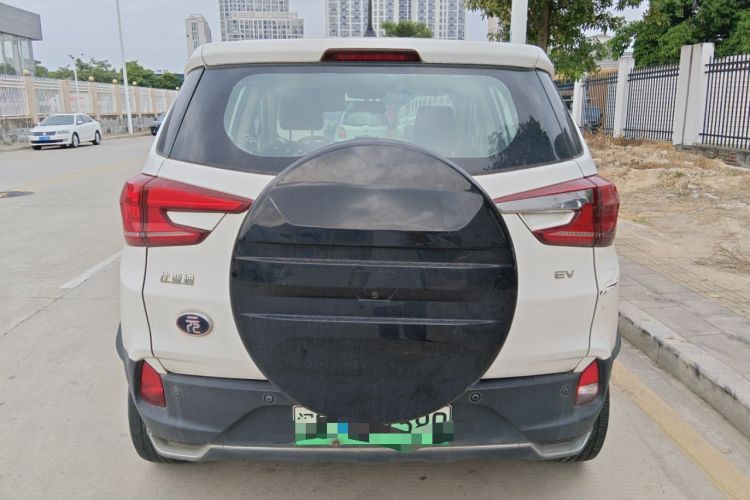 Used BYD Yuan New Energy 2019 EV535 Smart Connect Leading Model Exterior 4