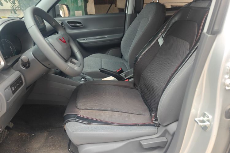 Used Wuling Hongguang New Energy 2024 All-Electric Model 300KM Standard Version