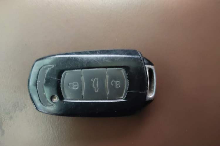 Used Geely Auto Emgrand X7 Sport 2016 1.8TD Automatic ZhiZun Version
