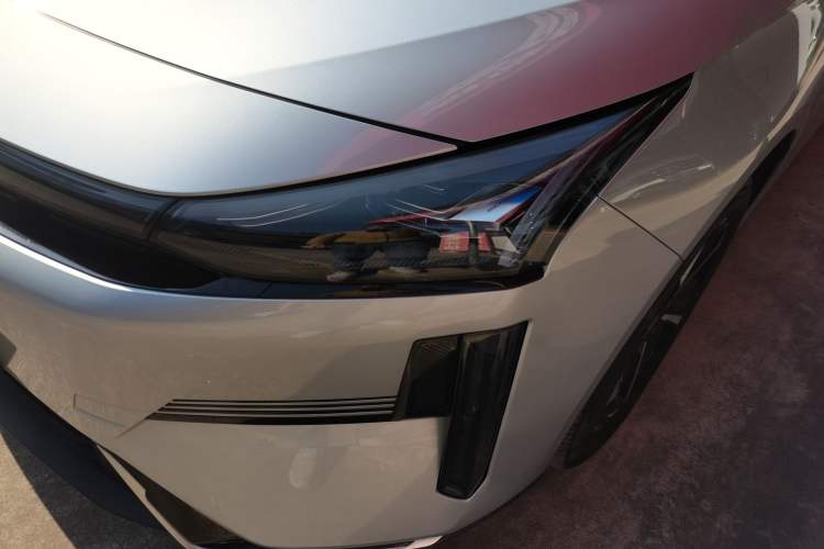 Used Geely Galaxy L6 2025 EM-i 140km Starship Edition
