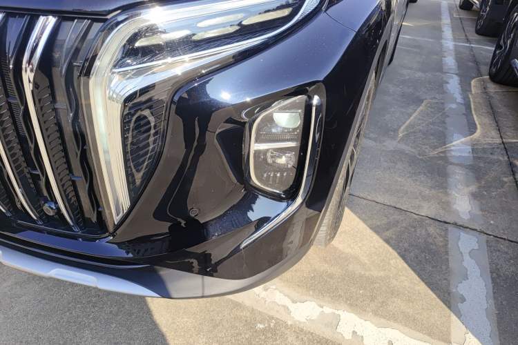 Used Hongqi HS7 PHEV 2024 2.0T PHEV Four-Wheel Drive Flagship Edition 6 Seats
