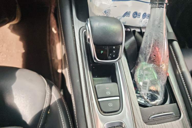 Used Chery Arrizo 8 2022 1.6T DCT Ya Gear Lever