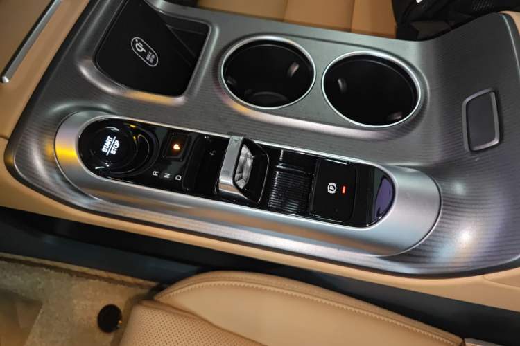 Used GAC Trumpchi E8 New Energy 2024 150km MAX
