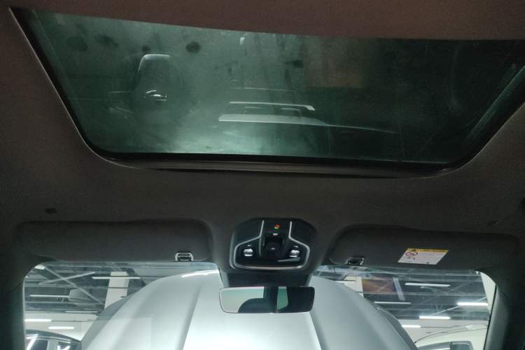 Used Geely Auto Monjaro L 2024 2.0TD High-Power Automatic Two-Wheel Drive Skyline Edition