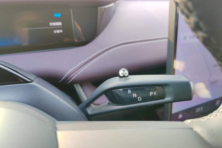 Used Xiaomi Auto SU7 2024 Rear-Drive Long-Range Intelligent Driving Version