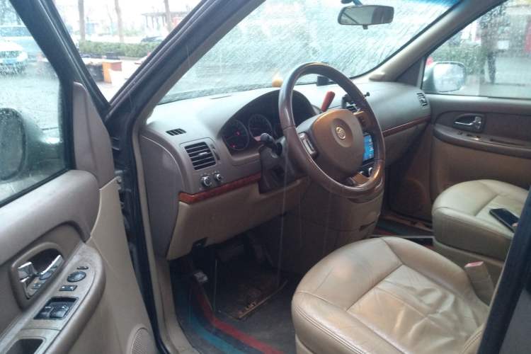 Used Buick GL8 2011 2.4L LT Executive Edition