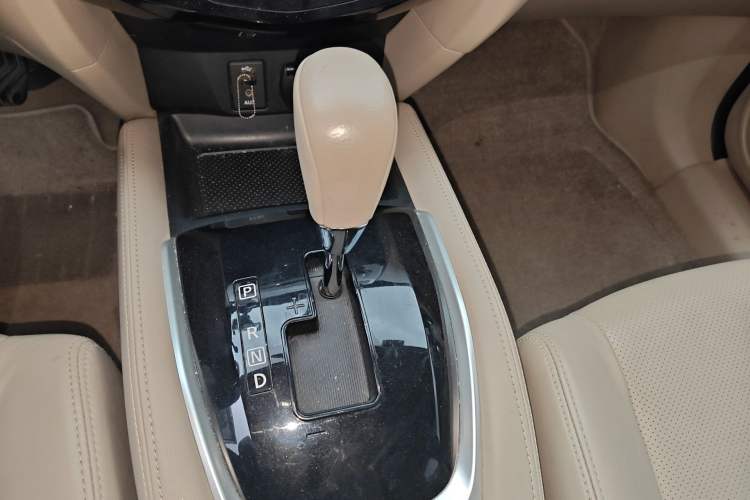 Used Nissan X-Trail 2014 2.0L CVT Smart Edition 2WD