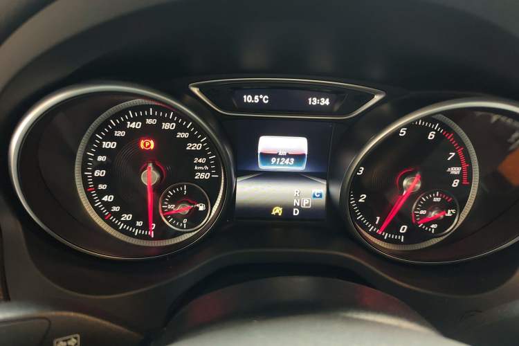 Used Mercedes-Benz CLA 2017 CLA 220 4MATIC Odometer Close Up