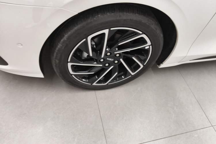 Used Lincoln Z 2022 iCool Luxury Edition