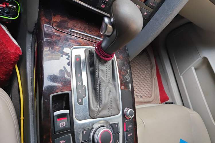 Used Audi A6L 2009 2.4L Technology version
