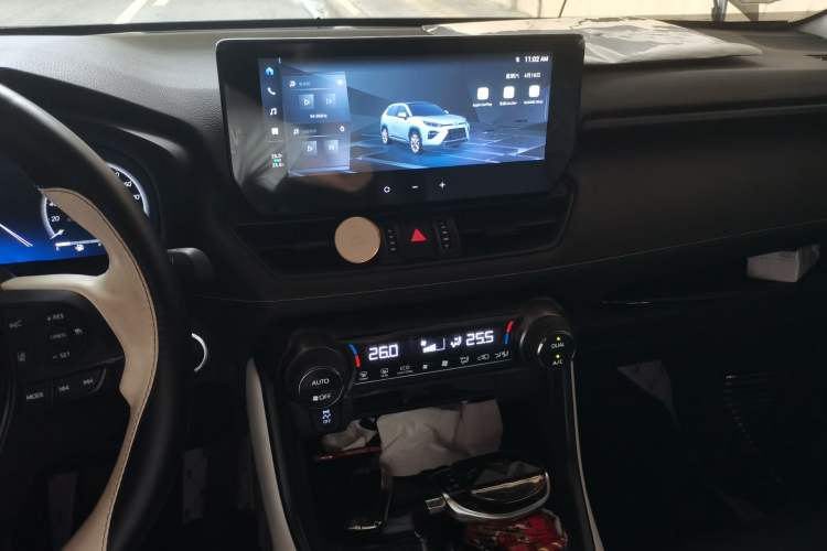 Used Toyota Wildlander 2024 Dual-Motor 2.5L E-CVT Two-Wheel Drive Urban Edition
