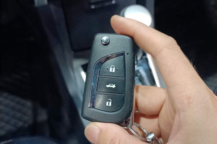 Used Toyota Corolla 2017 Revised Version 1.2T S-CVT GL-i
