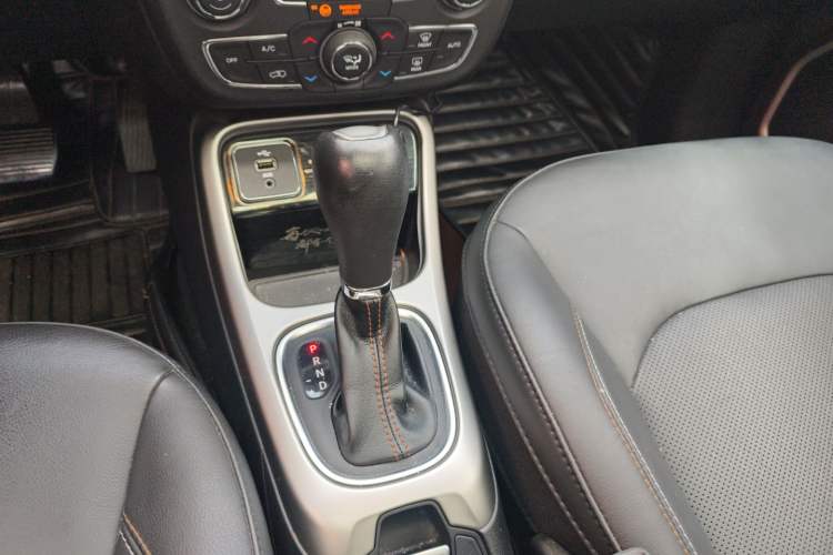 Used Jeep Compass 2017 200T Automatic Family Edition