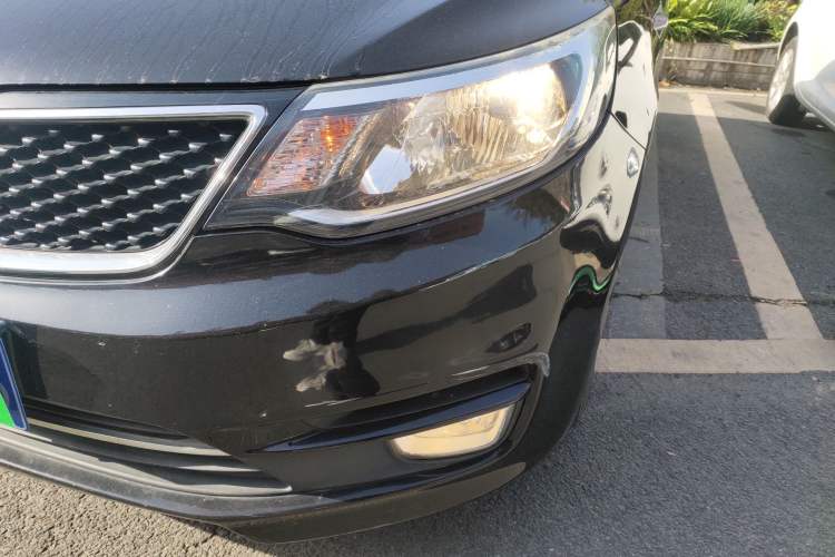 Used Kia K2 2015 Sedan 1.4L Automatic GLS Left Front Headlight