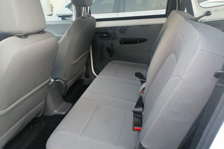 Used Wuling Hongguang New Energy 2024 All-Electric Model 300KM Practical Version
