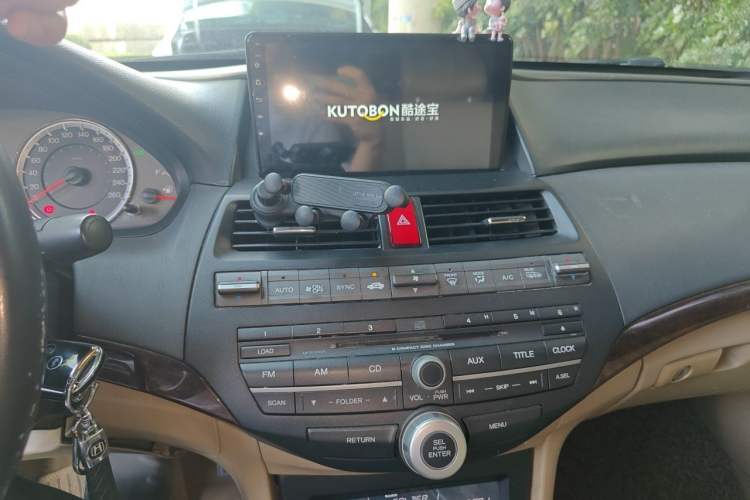 Used Honda Accord 2012 2.0L SE
