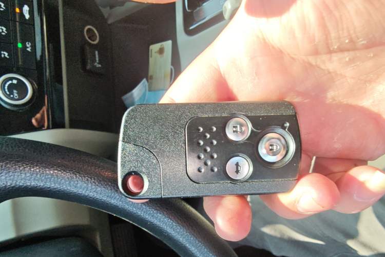 Used Honda Civic 2016 1.8L Automatic Comfort Version Vehicle Key