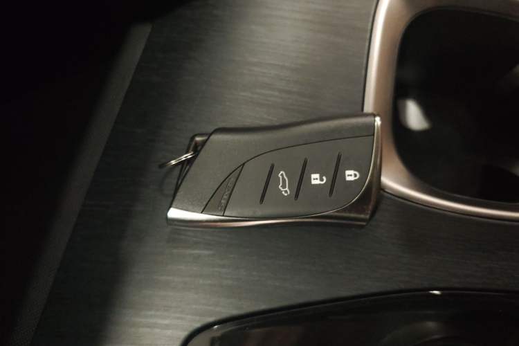 Used Lexus RZ 2023 450e All-Wheel Drive Luxury Edition Vehicle Key