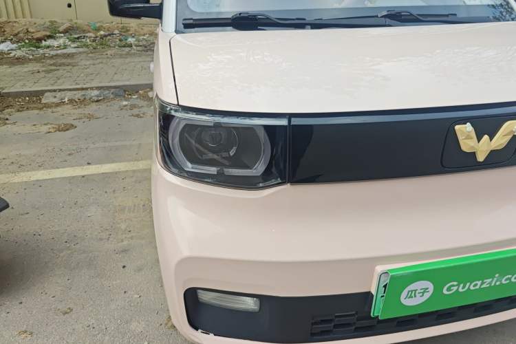 Used Wuling Hongguang MINIEV 2021 Macaron Premium Model – Lithium Iron Phosphate Right Front Headlight