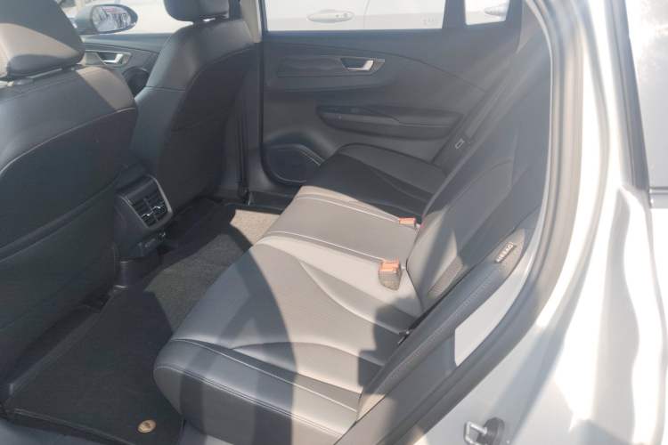 Used Hongqi E-QM5 2022 431 km Charge & Enjoy Edition Left Rear Seat