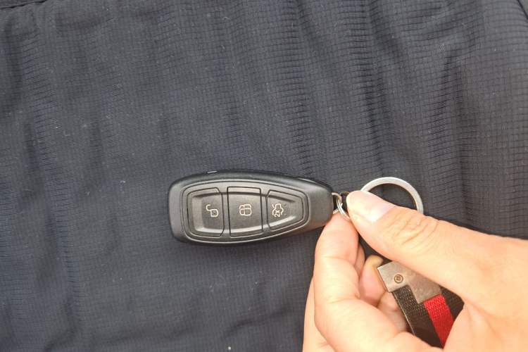 Used Ford Kuga 2015 2.0L GTDi Four-Wheel-Drive Sport Model