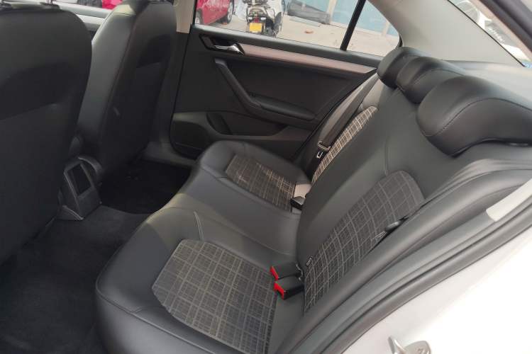 Used Volkswagen Jetta 2017 1.5L Automatic Comfort Model
